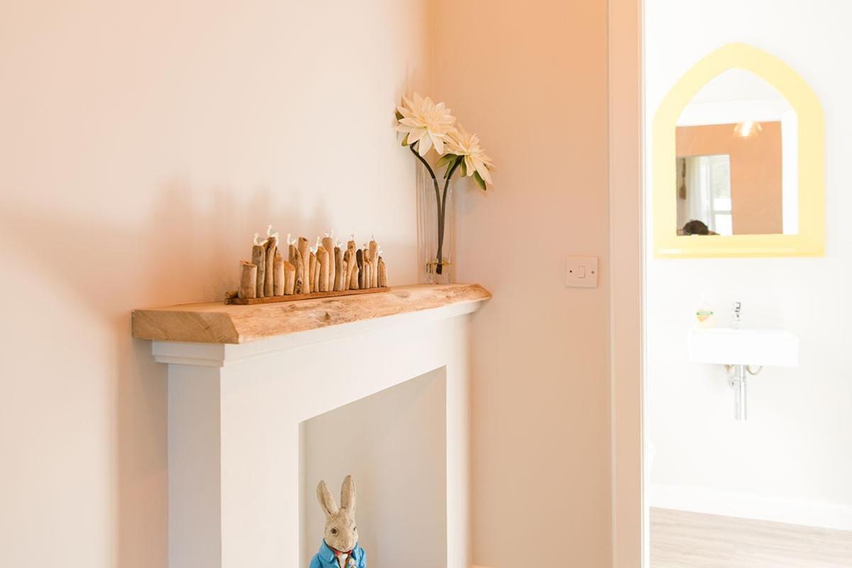 The Merryburn - Rooms And Courtyard Studios Dunkeld Exteriör bild